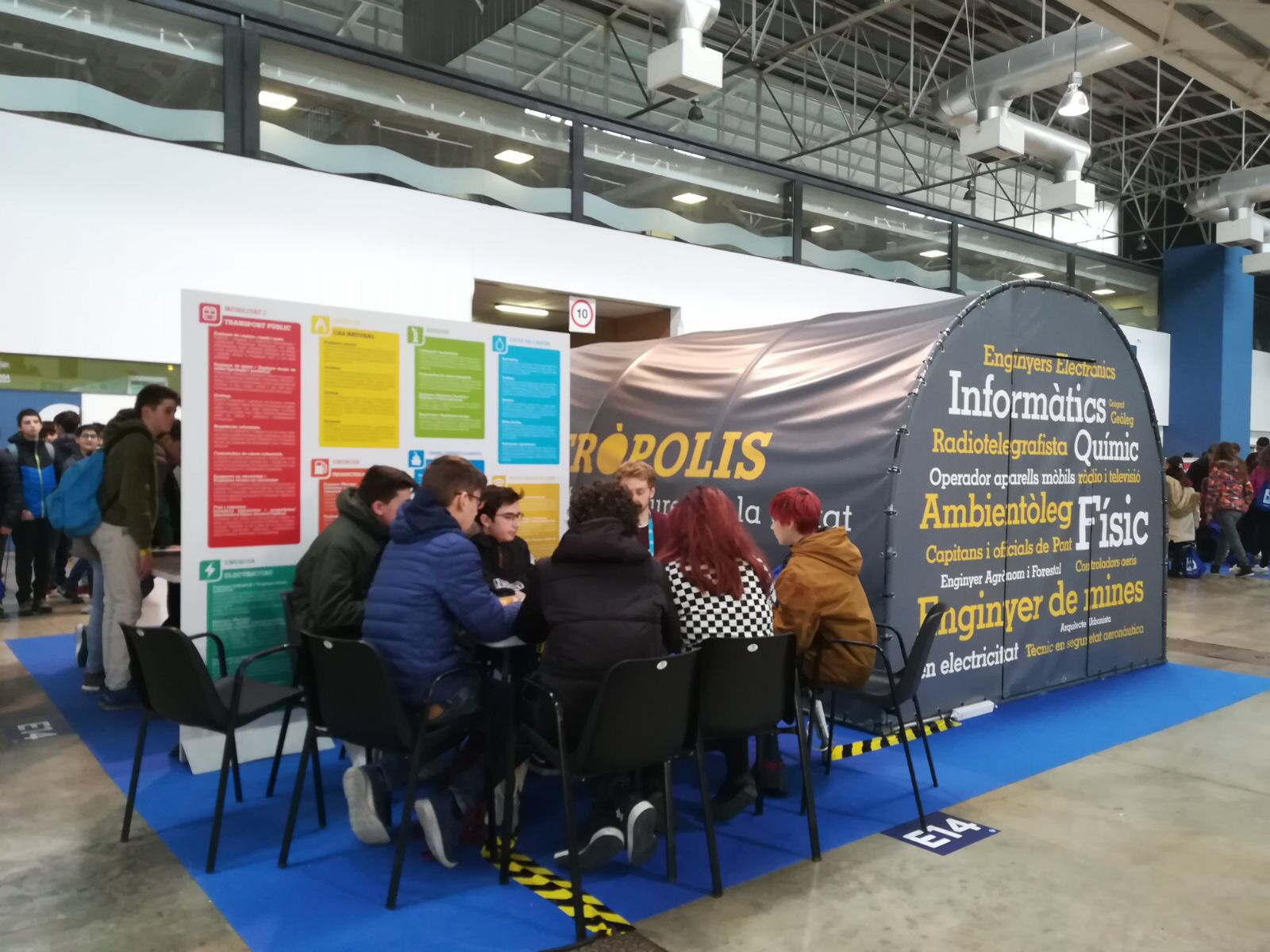 Taller joves